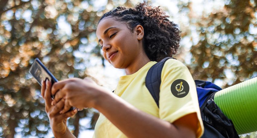 Conseils pour bien choisir son téléphone en voyage et en randonnée