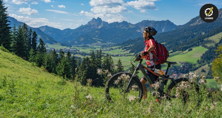 Le vélo électrique : un allié pour les longues distances et les montées difficiles