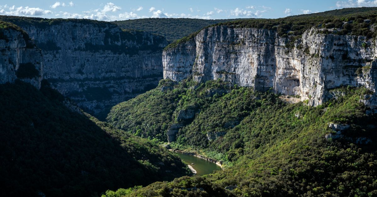 Bivouac dans les gorges de l’Ardèche : nos conseils