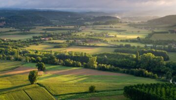 Où randonner et dormir en camping en Dordogne ?