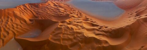 EXPÉDITIONS & VOYAGES