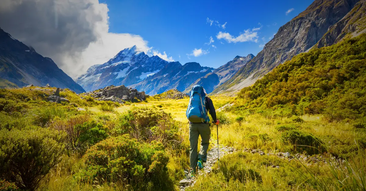Randonnée en montagne : que faire en cas d'urgence médicale loin de tout secours ?
