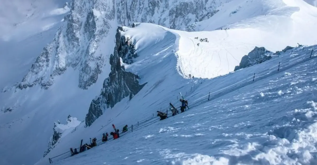 Top 6 Massifs français où combiner ski de randonnée et domaine alpin